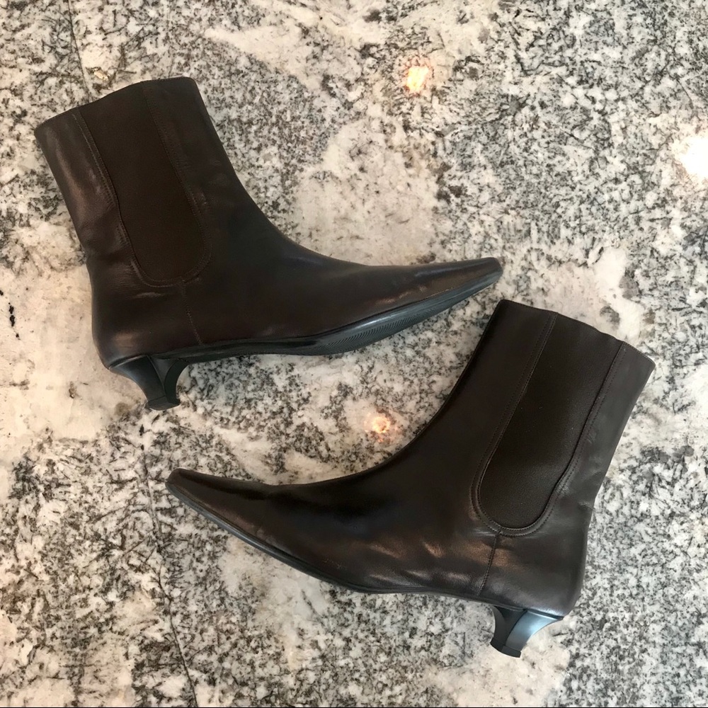 Salvatore Ferragamo Leather Boots Size 9.5 2 A